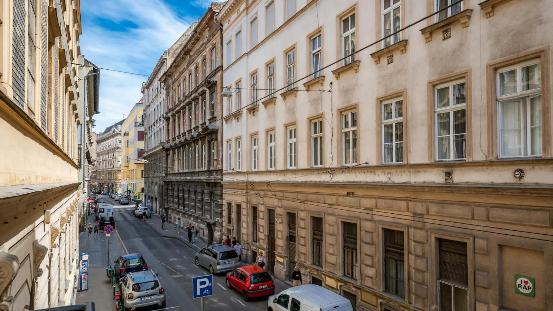 Synagogue Central Kira Apartment Budapest