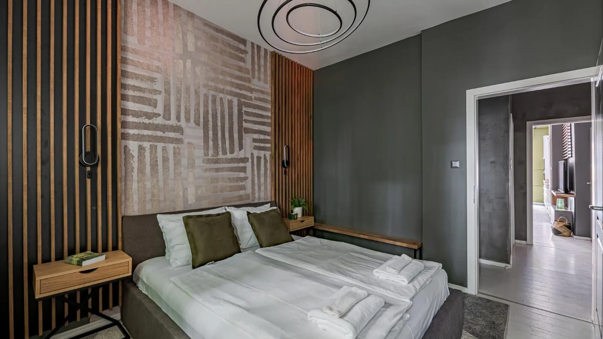 Synagogue Central Kira Apartment Budapest